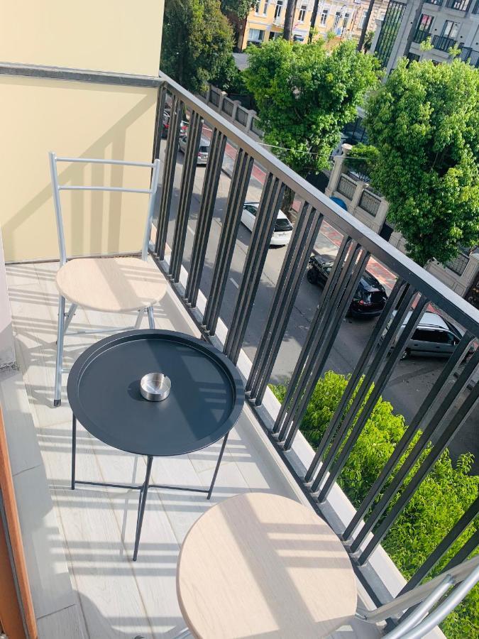 Downtown Batumi Apartment Bagian luar foto